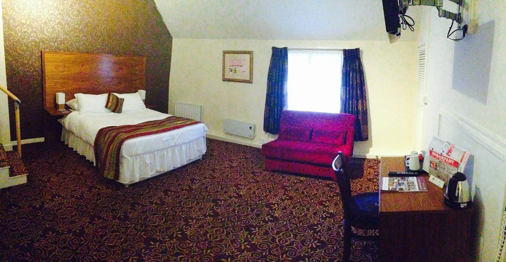 The Three Tuns Hotel Wetherspoon Thirsk Habitación foto